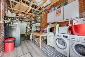 Photo 35- click for photo gallery